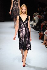 ニナ リッチ 2014-15年秋冬コレクション - 麗しい花々をリュクス＆センシュアルに纏う｜写真55