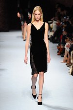 ニナ リッチ 2014-15年秋冬コレクション - 麗しい花々をリュクス＆センシュアルに纏う｜写真58