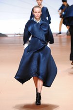 イッセイ ミヤケ(ISSEY MIYAKE) 森の鼓動｜写真58