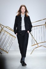 ジュリアン デイヴィッド 2014-15年秋冬コレクション - 素材で遊ぶ、都会派ストリートルック｜写真16