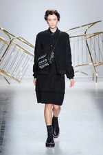 ジュリアン デイヴィッド 2014-15年秋冬コレクション - 素材で遊ぶ、都会派ストリートルック｜写真17