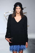 ジュリアン デイヴィッド 2014-15年秋冬コレクション - 素材で遊ぶ、都会派ストリートルック｜写真40