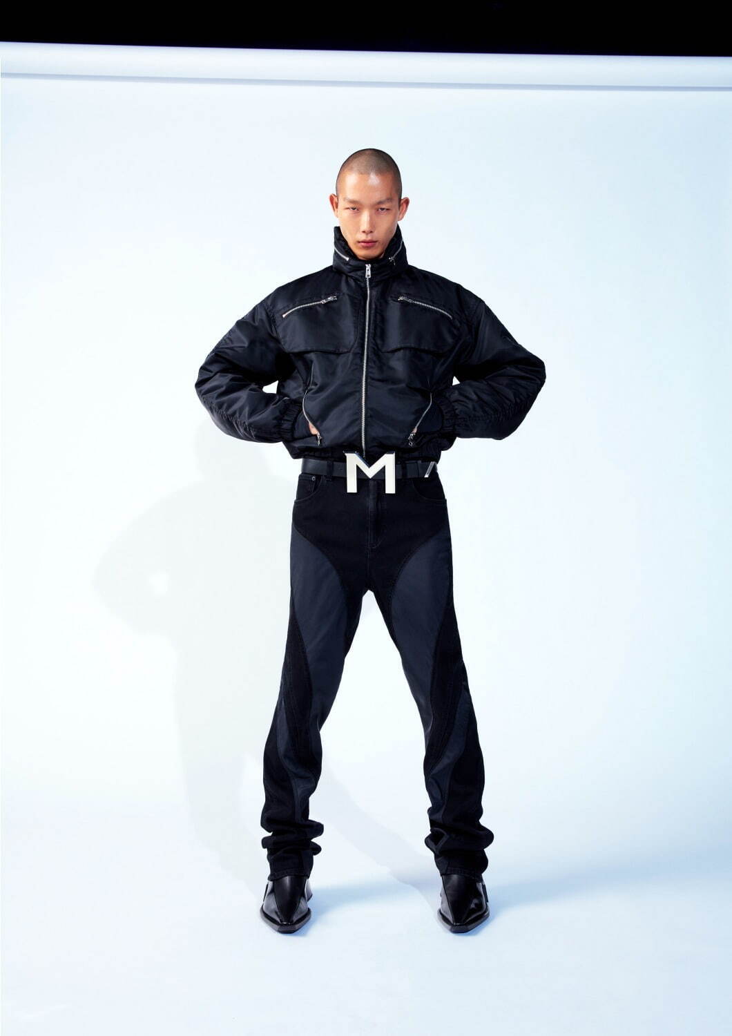 H&M×ミュグレーが初コラボ - ショート丈のデニムジャケットやボディスーツ、アーカイブのリメイクも｜写真39