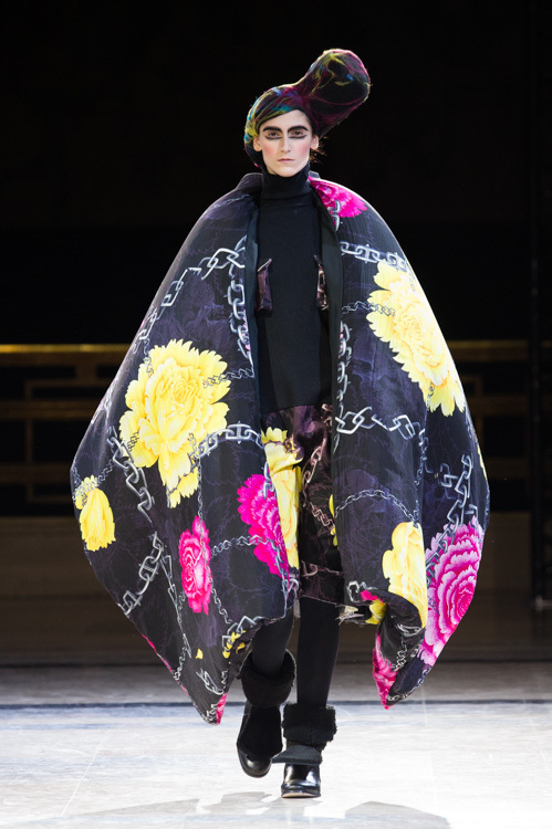 ヨウジヤマモト(Yohji Yamamoto) 2014-15年秋冬ウィメンズコレクション シルエット - 写真10