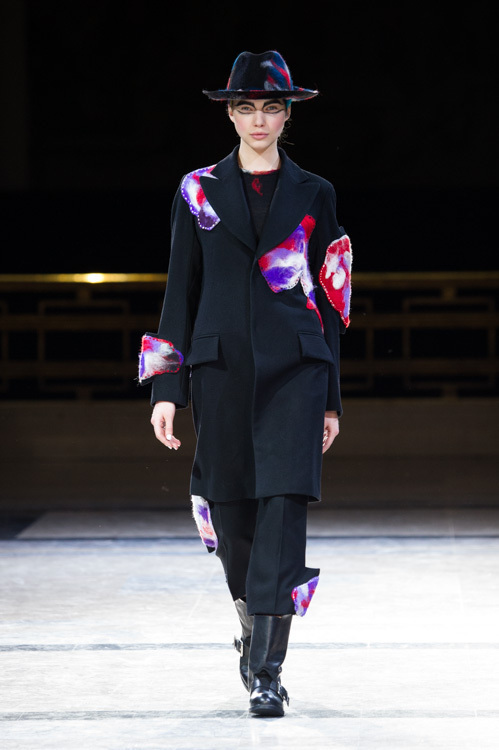 ヨウジヤマモト(Yohji Yamamoto) 2014-15年秋冬ウィメンズコレクション シルエット - 写真20