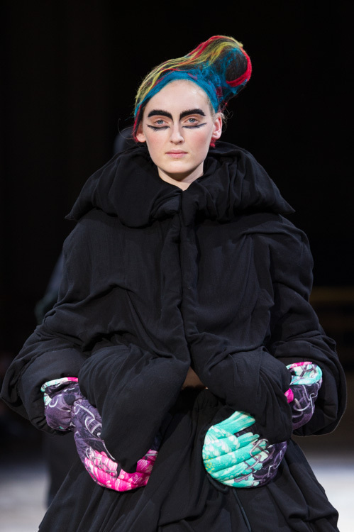 ヨウジヤマモト(Yohji Yamamoto) 2014-15年秋冬ウィメンズコレクション ディテール - 写真19