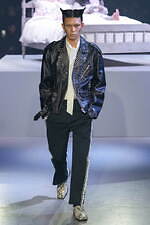 コンダクター 2023-24年秋冬コレクション - 悪夢から目覚め、恐怖と向き合う｜写真20