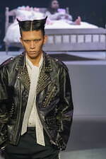 コンダクター 2023-24年秋冬コレクション - 悪夢から目覚め、恐怖と向き合う｜写真21