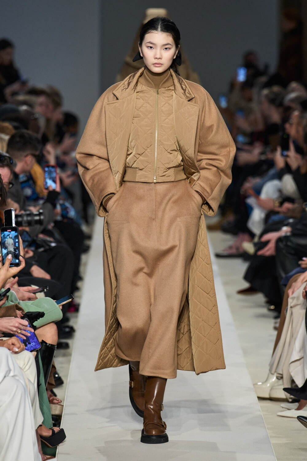 マックスマーラ(Max Mara) 2023-24年秋冬ウィメンズコレクション  - 写真7