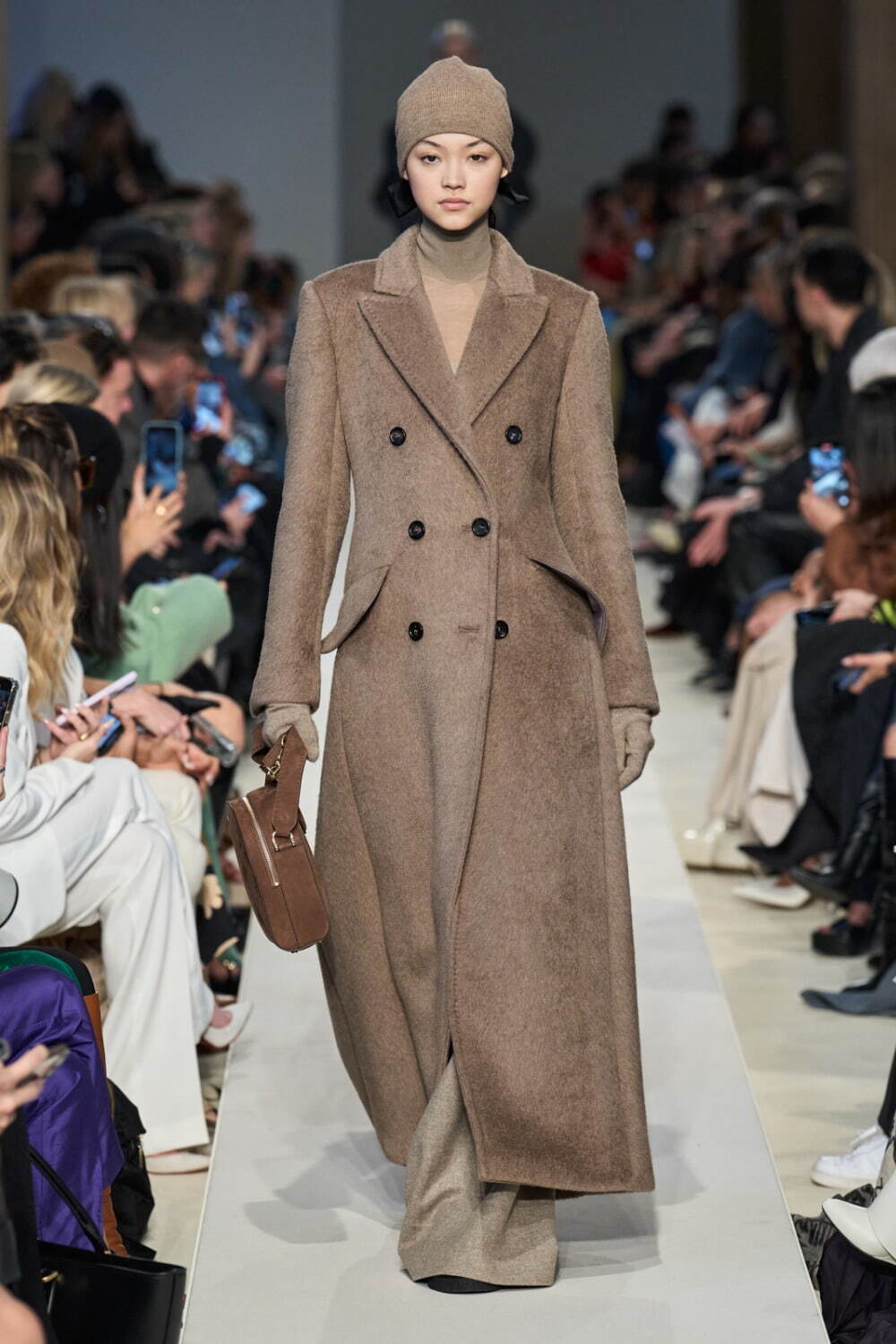 マックスマーラ(Max Mara) 2023-24年秋冬ウィメンズコレクション  - 写真25