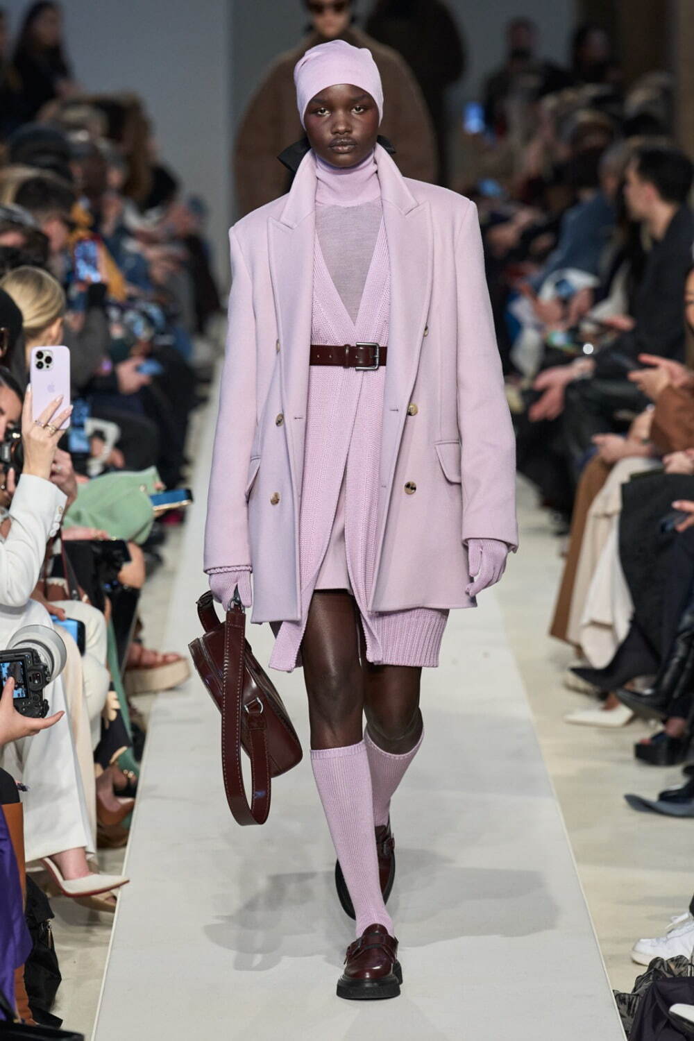 マックスマーラ(Max Mara) 2023-24年秋冬ウィメンズコレクション  - 写真35