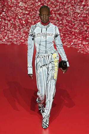 ディーゼル(DIESEL) 2023-24年秋冬ウィメンズ&メンズコレクション  - 写真69