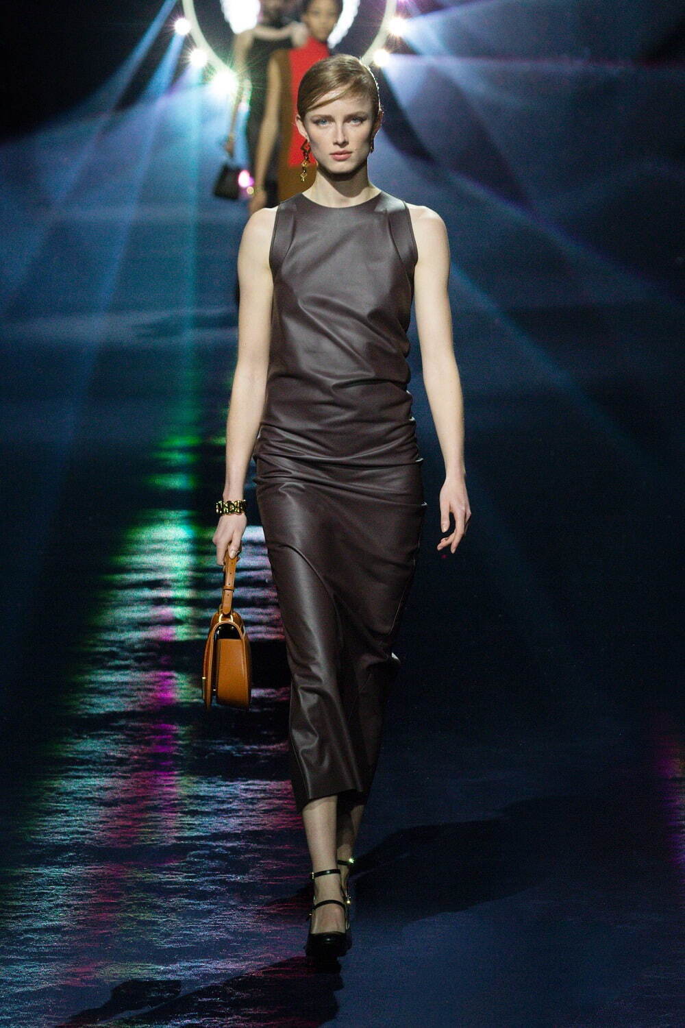 フェンディ(FENDI) 2023-24年秋冬ウィメンズコレクション  - 写真43