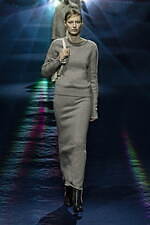 フェンディ 2023年秋冬ウィメンズコレクション - 裂け目から湧き立つエレガンス｜写真27