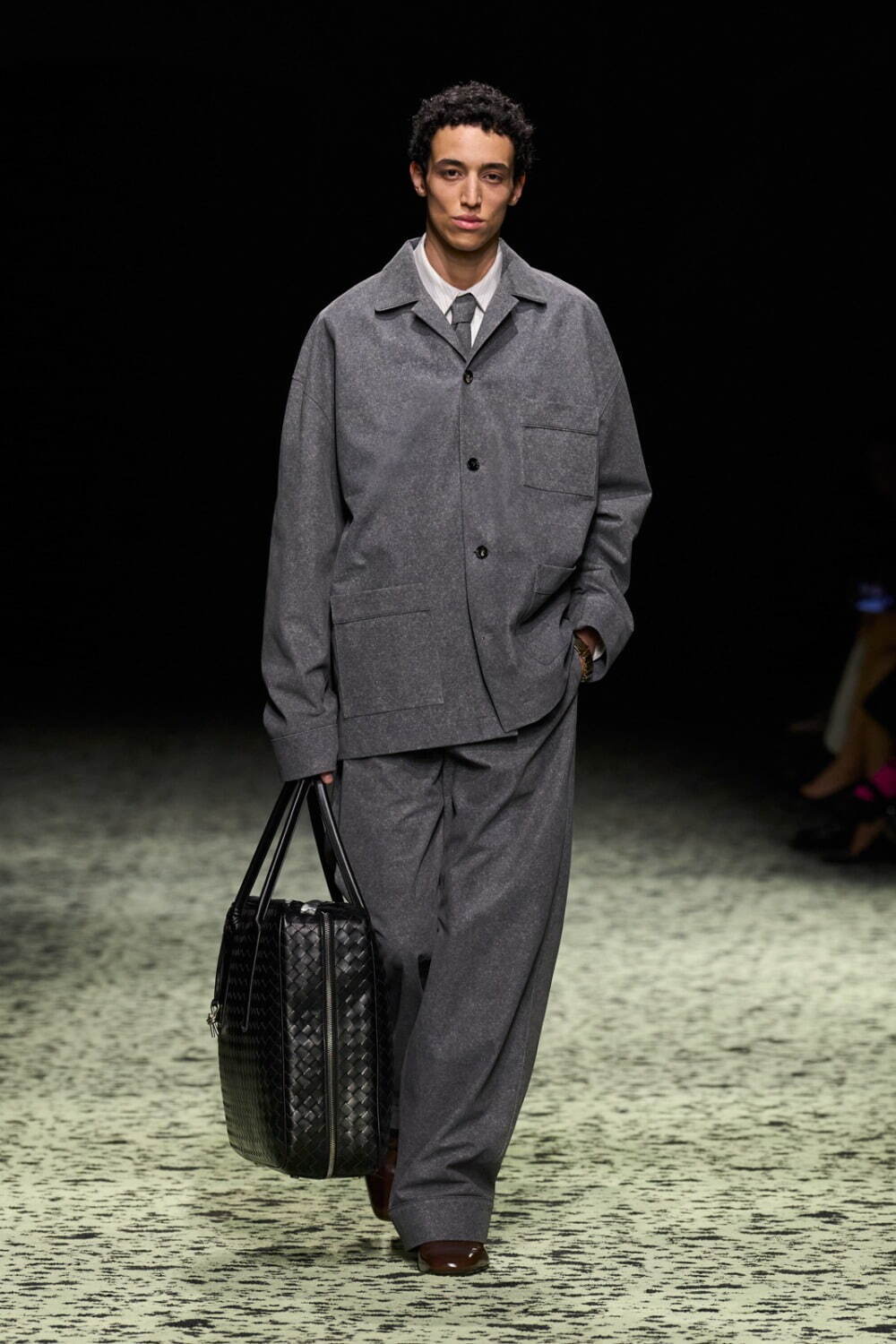 ボッテガ・ヴェネタ(BOTTEGA VENETA) 2023年冬ウィメンズ&メンズコレクション  - 写真4