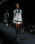 エムエム6 メゾン マルジェラ 2023年秋冬コレクション - 認識と構造の異化作用｜写真6