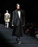 エムエム6 メゾン マルジェラ 2023年秋冬コレクション - 認識と構造の異化作用｜写真36