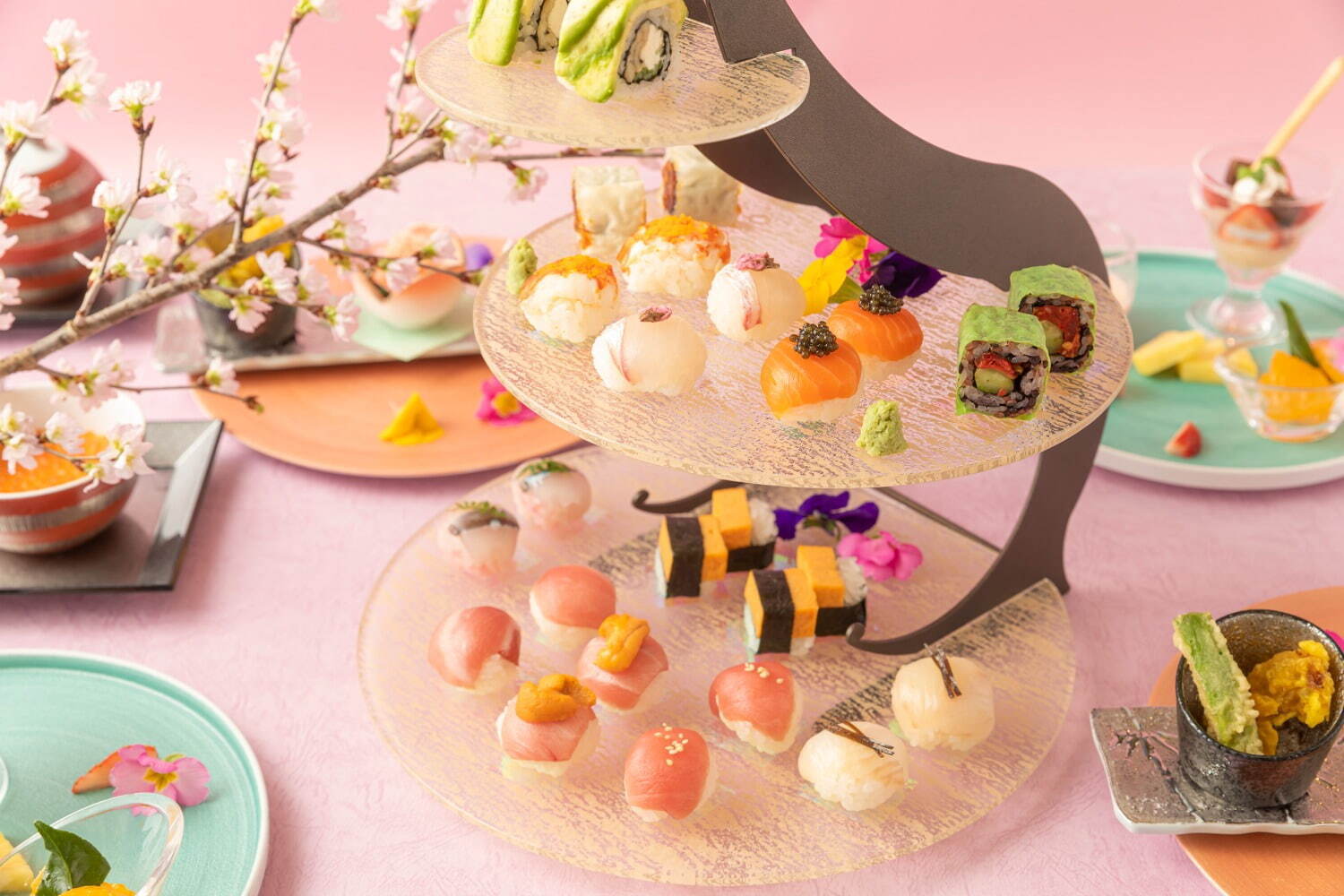 ザ・プリンスギャラリー 東京紀尾井町「Japanese Afternoon Tea ～華凛～」
7,500円(サービス料別)
※2023年3月4日(土)～5月28日(日)の土休日限定販売。