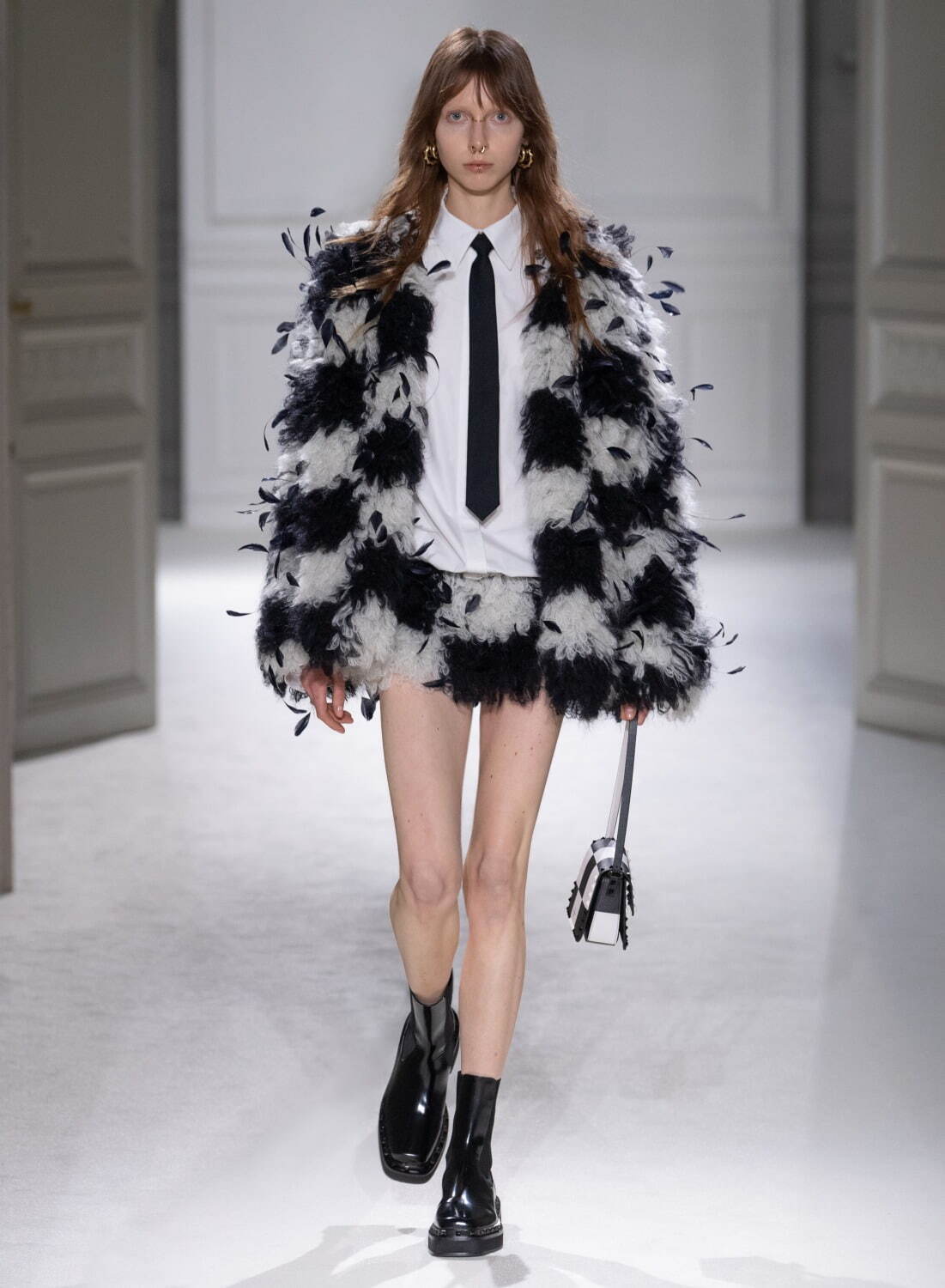 ヴァレンティノ(VALENTINO) 2023-24年秋冬ウィメンズ&メンズコレクション シルエット - 写真20
