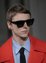 ヴァレンティノ 2023-24年秋冬ズコレクション、“ブラックタイ”を再定義｜写真70