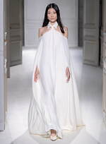 ヴァレンティノ 2023-24年秋冬ズコレクション、“ブラックタイ”を再定義｜写真101