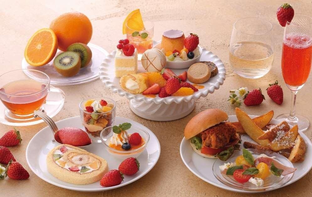 キハチのアフタヌーンティー ～苺と華やかフルーツスペシャル～ 1名 6,600円