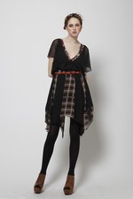 MEW New York(ミーウ ニューヨーク)、2010-2011年秋冬コレクション｜写真12