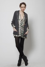 MEW New York(ミーウ ニューヨーク)、2010-2011年秋冬コレクション｜写真18