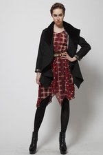 MEW New York(ミーウ ニューヨーク)、2010-2011年秋冬コレクション｜写真21