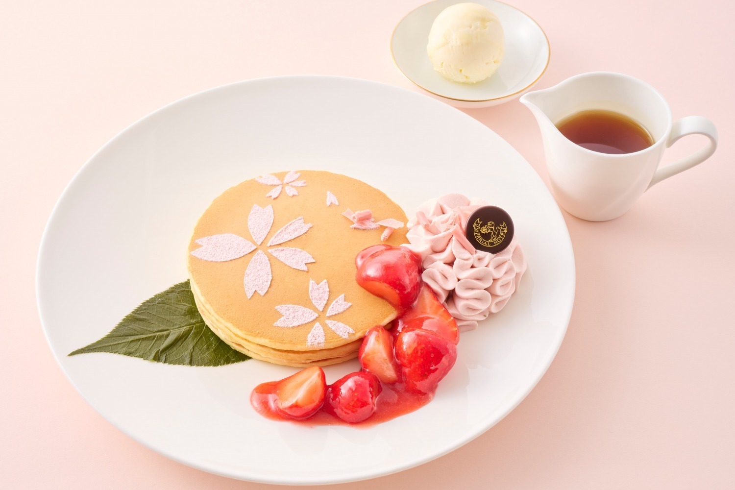 帝国ホテル 大阪の春限定“桜餡”パンケーキやパフェ、“部屋からお花見”宿泊プランも