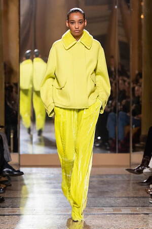 エルマンノ シェルヴィーノ(ERMANNO SCERVINO) 2023-24年秋冬ウィメンズコレクション  - 写真36