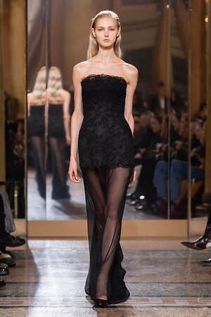 エルマンノ シェルヴィーノ(ERMANNO SCERVINO) 2023-24年秋冬ウィメンズコレクション  - 写真52