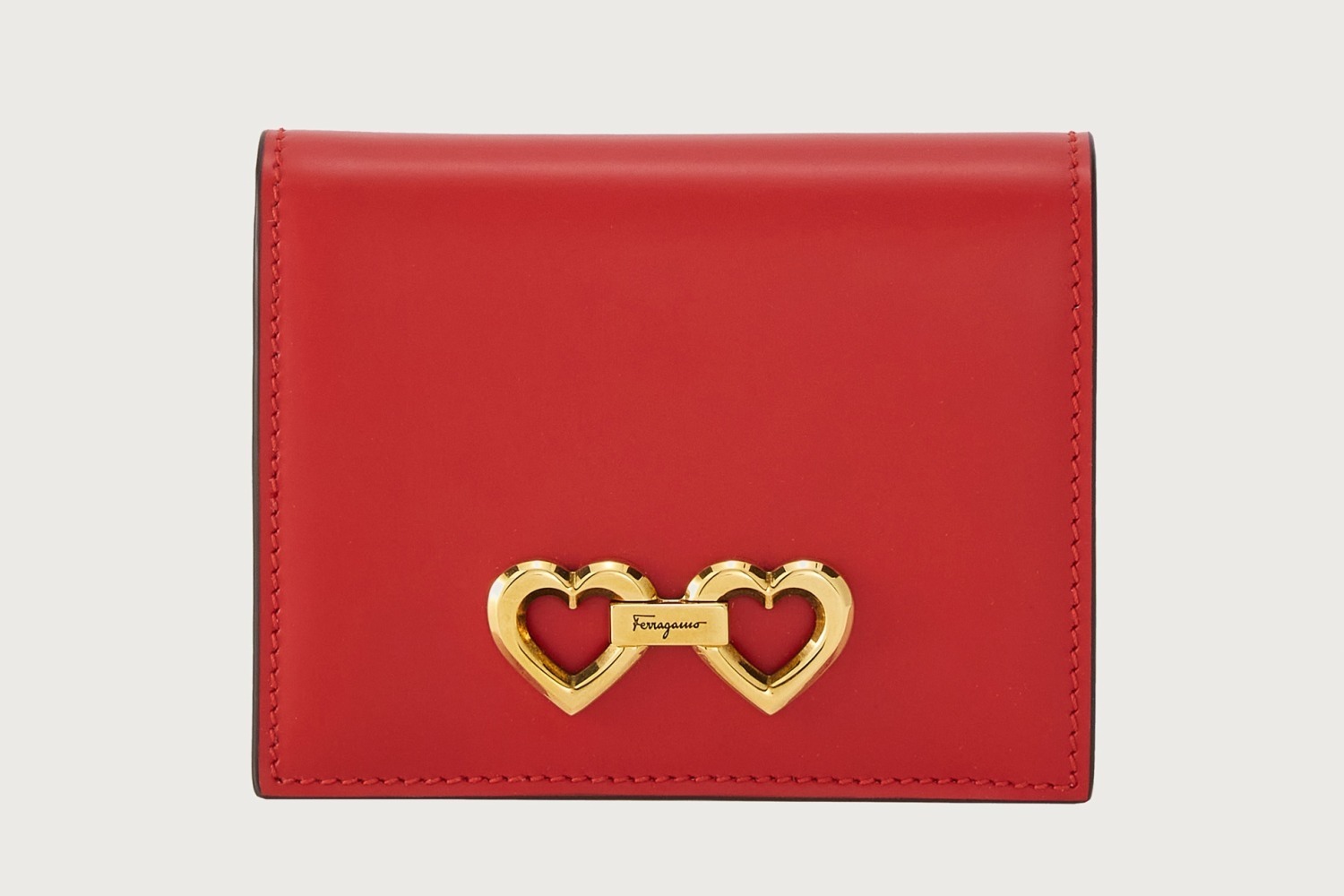 ★関税込★Ferragamo★ハート 小銭入れ付き 二つ折り財布 RED★ フェラガモのウィメンズ財布、“ハート型”ガンチーニ&真っ赤な