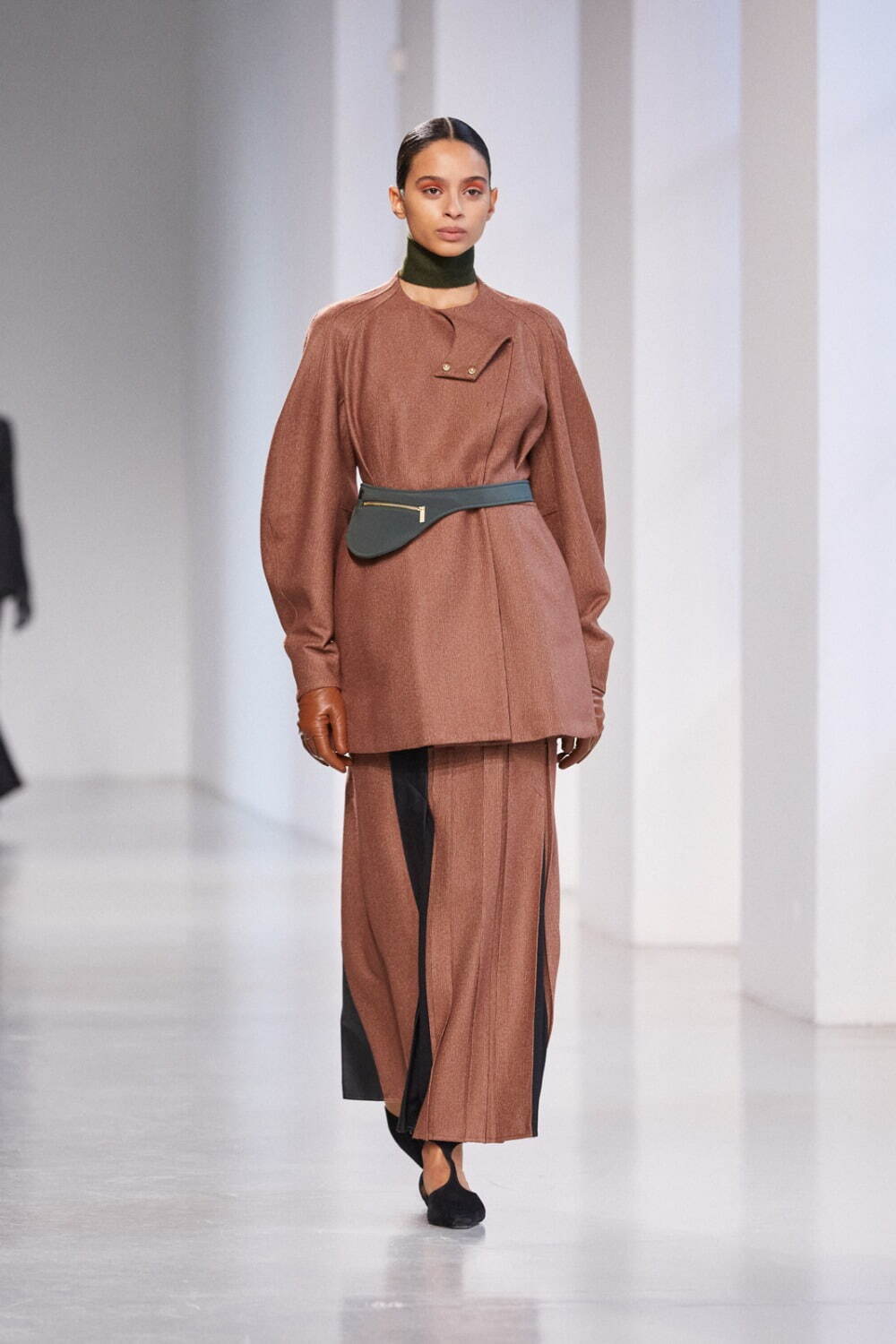 マメ クロゴウチ 23-24年秋冬コレクション - 削ぎ落された美、竹に思いを馳せて｜写真5