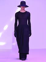 CFCL 23-24年秋冬コレクション - ニット技術にエレガンスを溶け込ませて｜写真37