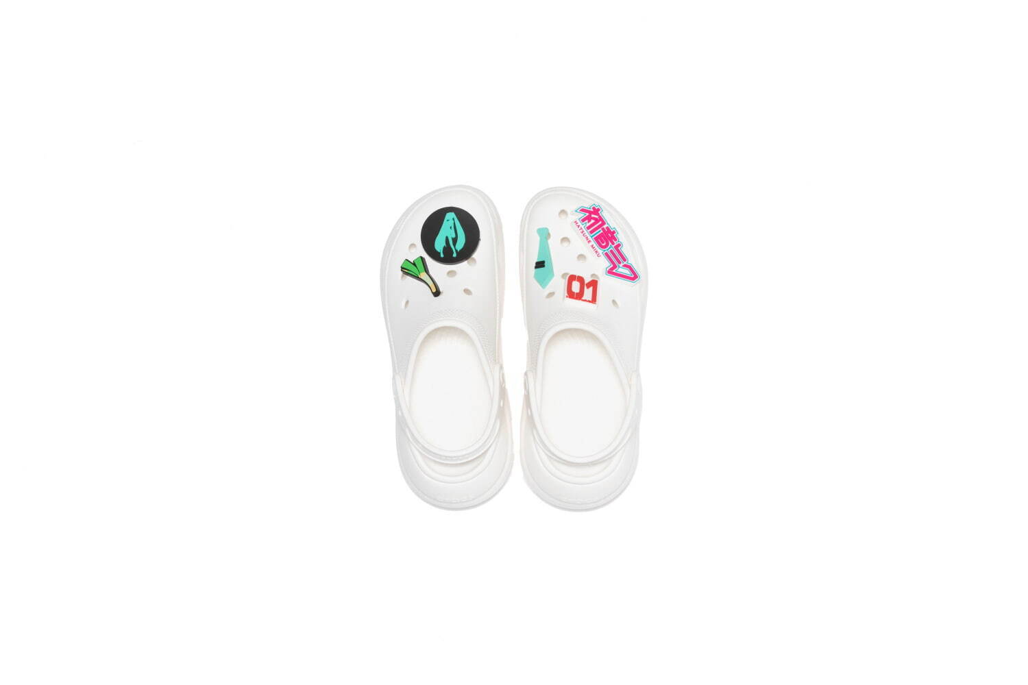 クロックス(crocs) ジビッツ｜写真2