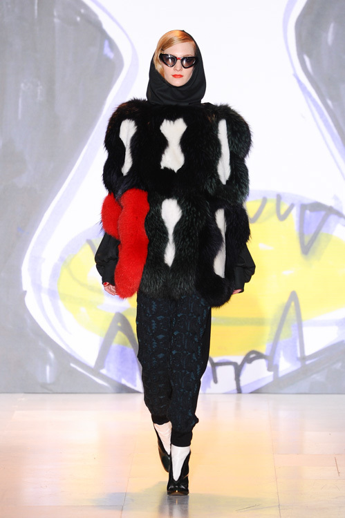 ツモリチサト(TSUMORI CHISATO) 2014-15年秋冬ウィメンズコレクション  - 写真16