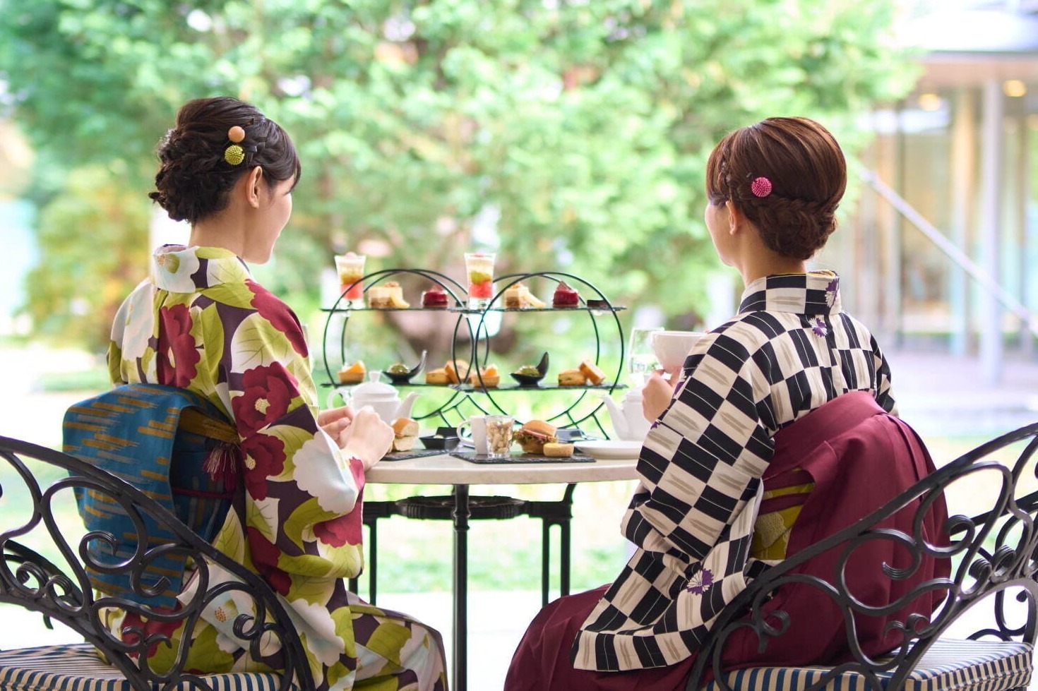 ホテル雅叙園東京「大正ロマン×着物ランチ」選べるハイカラ着物約100種、アート鑑賞やレトロ喫茶も