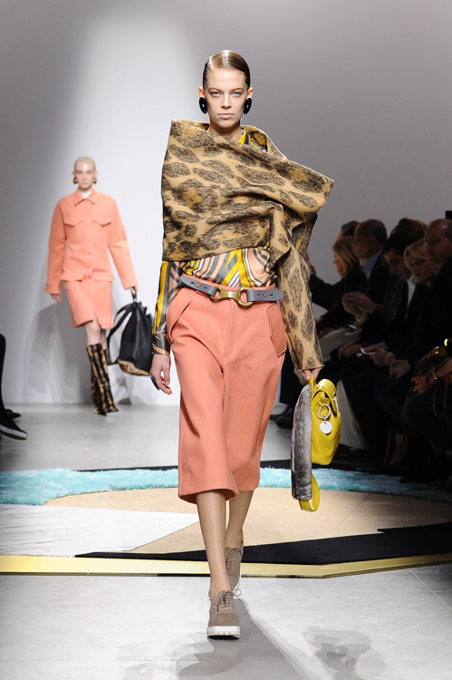 アクネ ストゥディオズ(Acne Studios) 2014-15年秋冬ウィメンズコレクション シルエット - 写真16