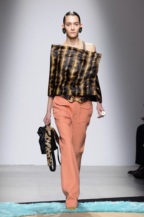 アクネ ストゥディオズ(Acne Studios) 2014-15年秋冬ウィメンズコレクション シルエット - 写真19