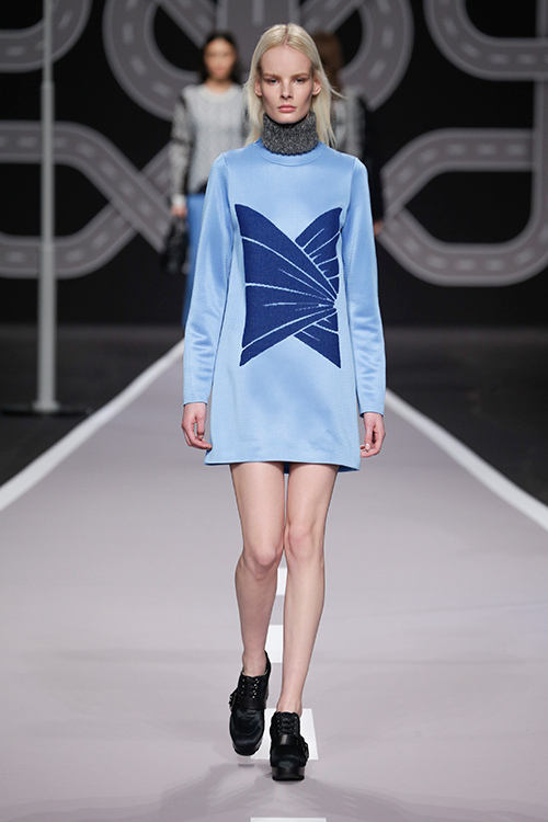 ヴィクター＆ロルフ(VIKTOR & ROLF) 2014-15年秋冬ウィメンズコレクション  - 写真22