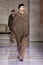 ジョルジオ アルマーニ 2023年秋冬ウィメンズコレクション - 対立する質感の交響｜写真12