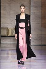 ジョルジオ アルマーニ 2023年秋冬ウィメンズコレクション - 対立する質感の交響｜写真35