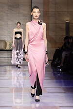 ジョルジオ アルマーニ 2023年秋冬ウィメンズコレクション - 対立する質感の交響｜写真37