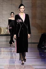 ジョルジオ アルマーニ 2023年秋冬ウィメンズコレクション - 対立する質感の交響｜写真55