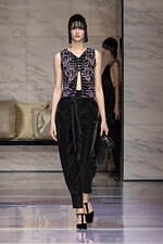 ジョルジオ アルマーニ 2023年秋冬ウィメンズコレクション - 対立する質感の交響｜写真70