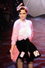 オランピア ル タン 2014-15年秋冬コレクション - セクシーでお茶目なガールズマジシャン｜写真17