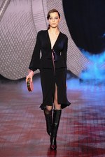 オランピア ル タン 2014-15年秋冬コレクション - セクシーでお茶目なガールズマジシャン｜写真33