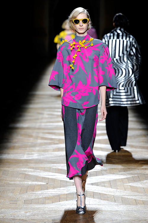 ドリス ヴァン ノッテン(DRIES VAN NOTEN) 2014-15年秋冬ウィメンズコレクション  - 写真6