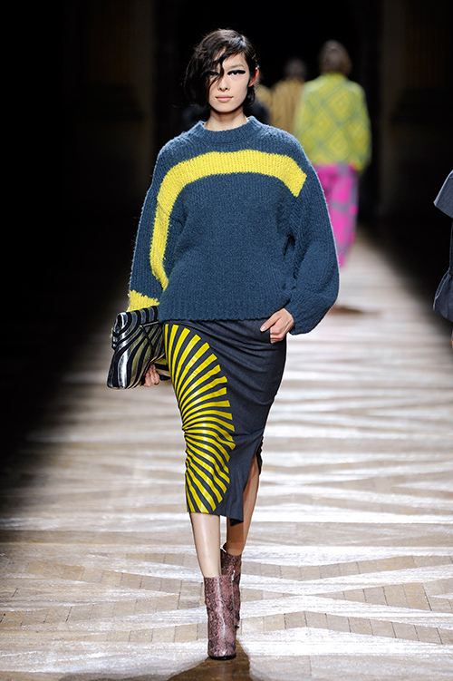 ドリス ヴァン ノッテン(DRIES VAN NOTEN) 2014-15年秋冬ウィメンズコレクション  - 写真12